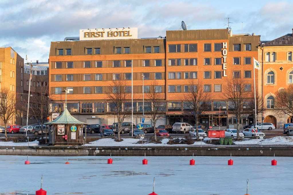 First Hotel Stadt Härnösand Extérieur photo
